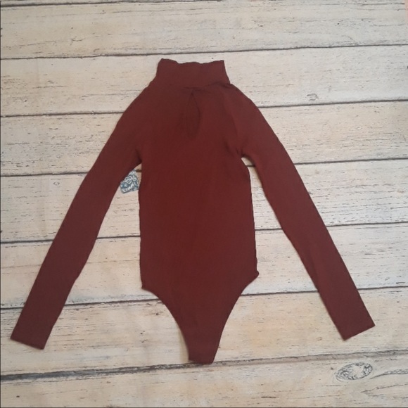 NWT Free People ribbed turtle neck bodysuit - Picture 6 of 10